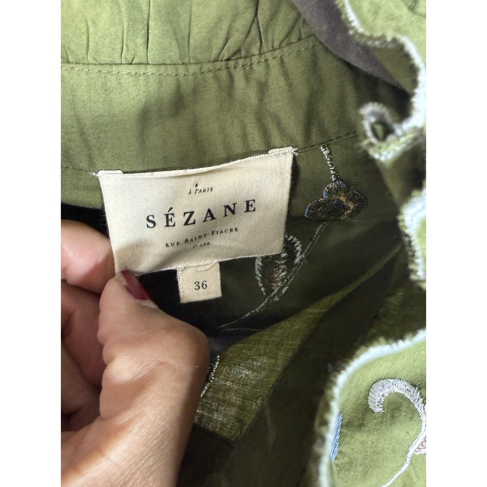 Sezane Coline Embroidered Flowers On Khaki Green Background Blouse Size 36 US 4 - Picture 9 of 9